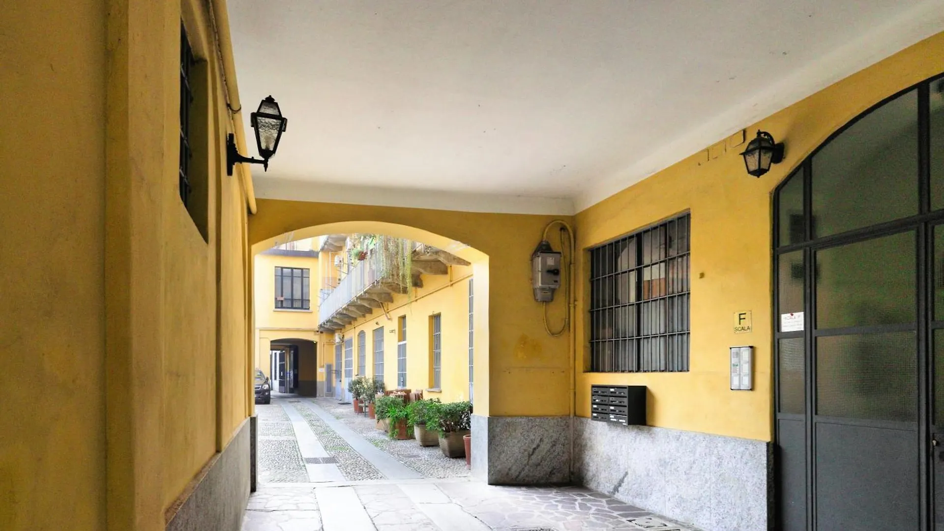 Apartament Urban Glow Studio Via Col Di Lana Mediolan
